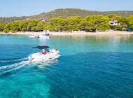 lue-lagoon-Croatia-and-speedboat-tour-from-Trogir-or-Split